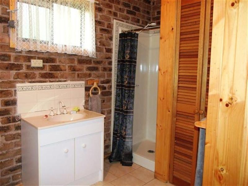 2 Bayview Road, Silverleaves VIC 3922