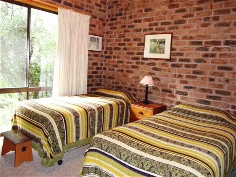 2 Bayview Road, Silverleaves VIC 3922