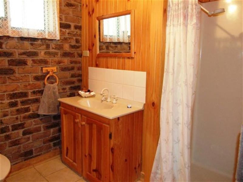 2 Bayview Road, Silverleaves VIC 3922