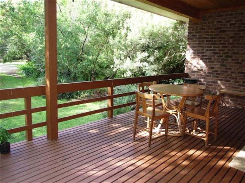 2 Bayview Road, Silverleaves VIC 3922