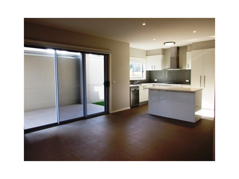 2/24 Redwood Drive, Cowes VIC 3922