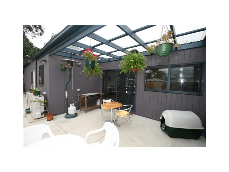 3 Eucalypt Close, Cowes VIC 3922