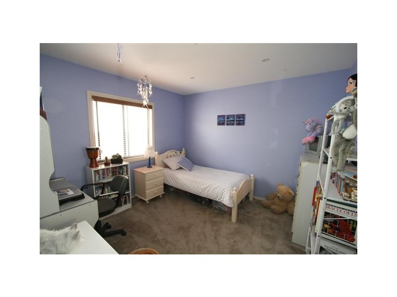 3 Eucalypt Close, Cowes VIC 3922