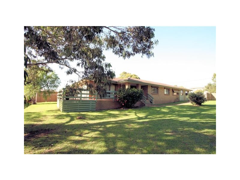 18-20 Parrakoola Way, Cowes VIC 3922