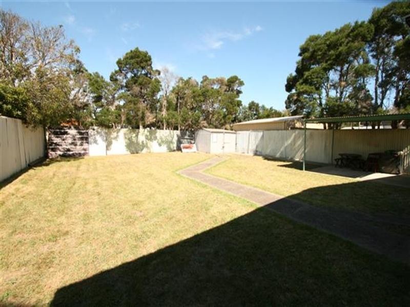 23 Churchill Drive, Cowes VIC 3922