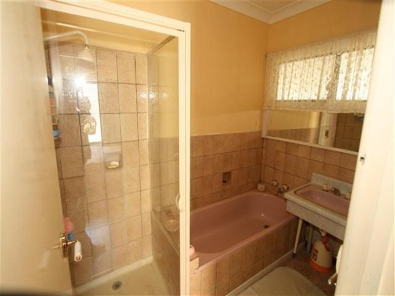 23 Churchill Drive, Cowes VIC 3922