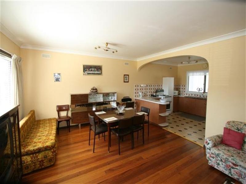 23 Churchill Drive, Cowes VIC 3922