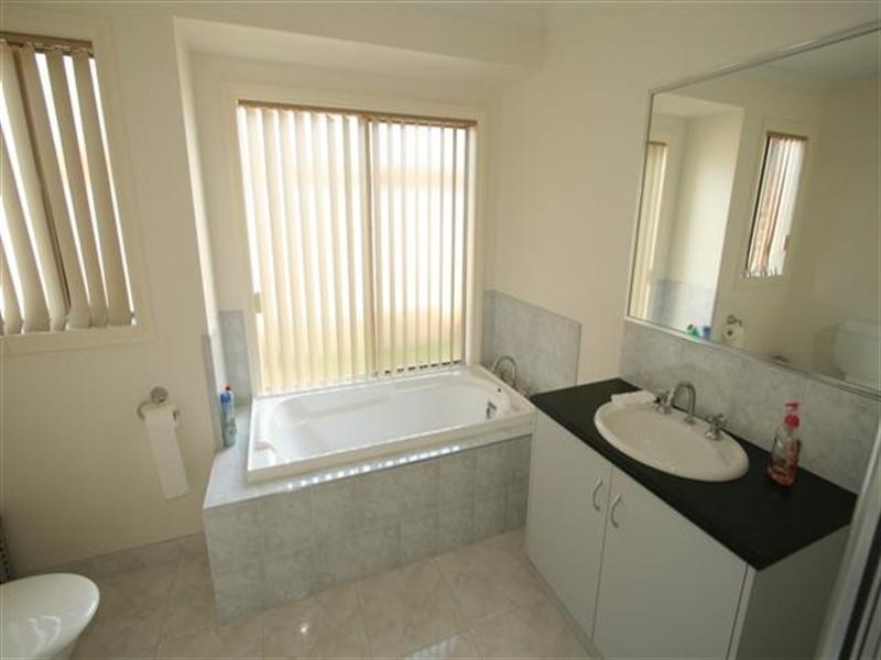 58 Redwood Drive, Cowes VIC 3922