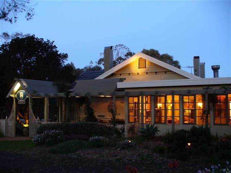 37 Chapel Street, Cowes VIC 3922