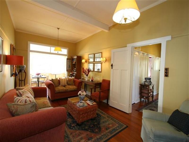 37 Chapel Street, Cowes VIC 3922