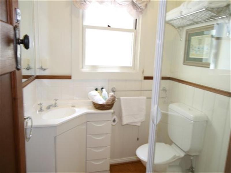 37 Chapel Street, Cowes VIC 3922