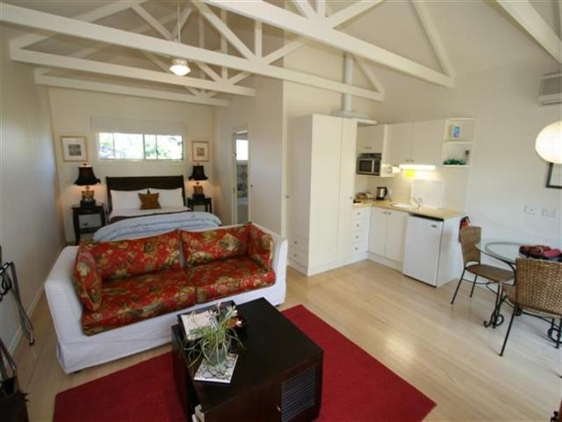 37 Chapel Street, Cowes VIC 3922