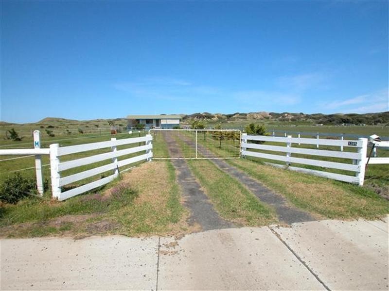 1285 Phillip Island Road, Surf Beach VIC 3922