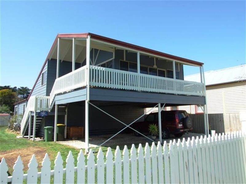 5 Carapooka Way, Cowes VIC 3922