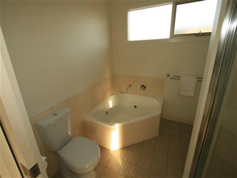 281/2128 Phillip Island Road, Cowes VIC 3922