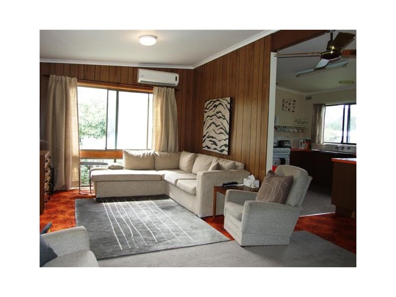 33 First Avenue, Cape Woolamai VIC 3925