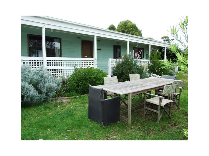 33 First Avenue, Cape Woolamai VIC 3925