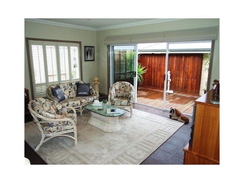 2/37-39 Jenner Avenue, Cowes VIC 3922