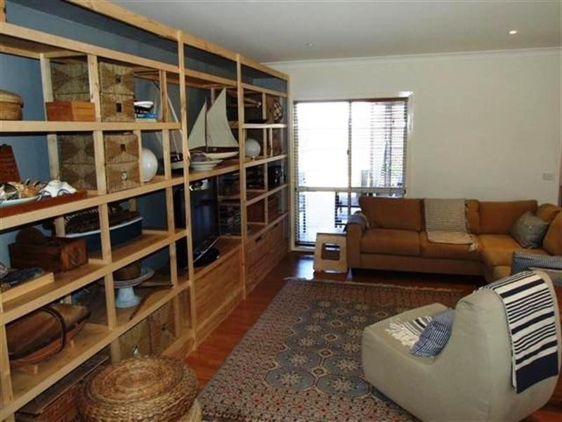 24 Anglers Road, Sunderland Bay VIC 3922