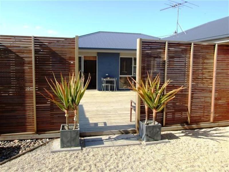 24 Anglers Road, Sunderland Bay VIC 3922