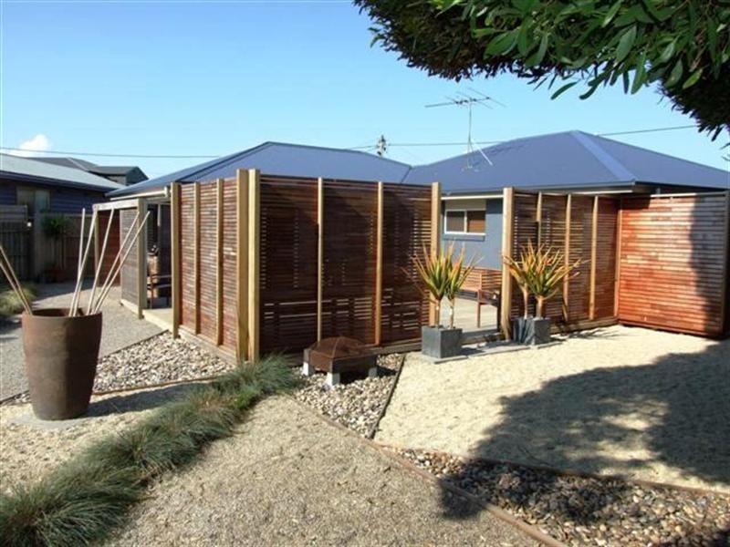 24 Anglers Road, Sunderland Bay VIC 3922