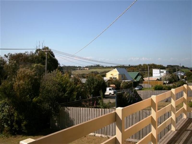 13 San Remo Crescent, Sunset Strip VIC 3922