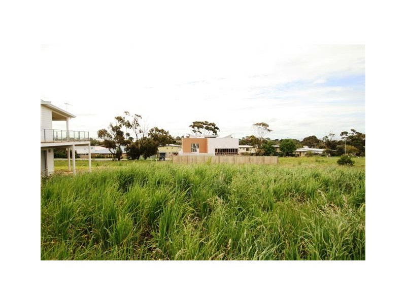 18 (Lot 70) Waterview Rise, Cowes VIC 3922