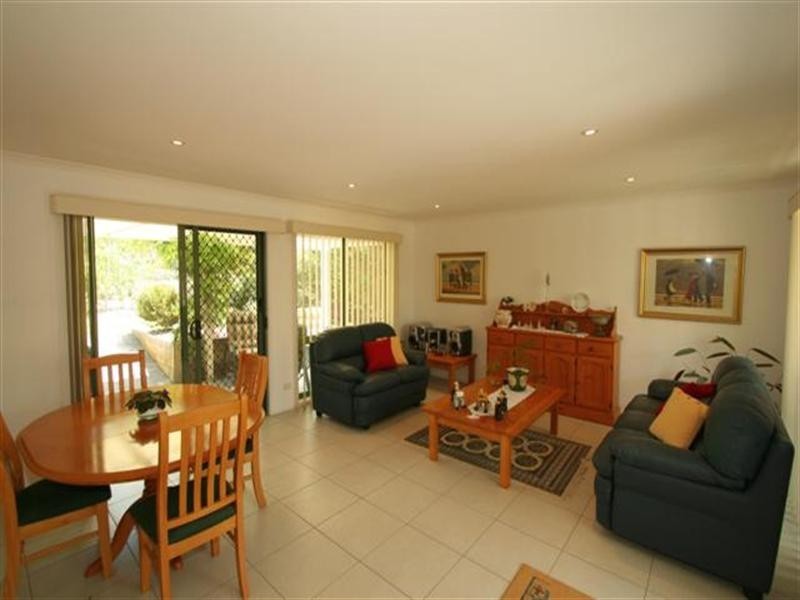 8 Walton Street, Cowes VIC 3922