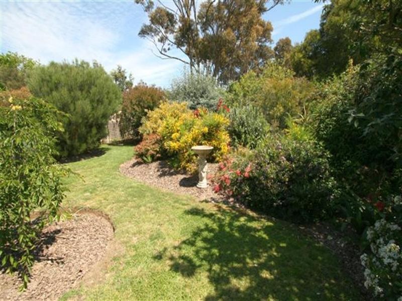 8 Walton Street, Cowes VIC 3922