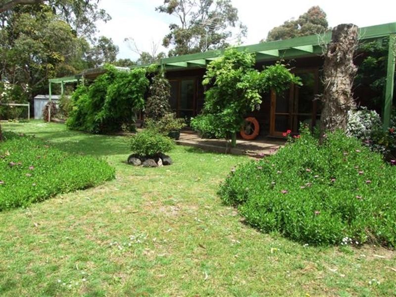 9 Darryl Court, Cowes VIC 3922