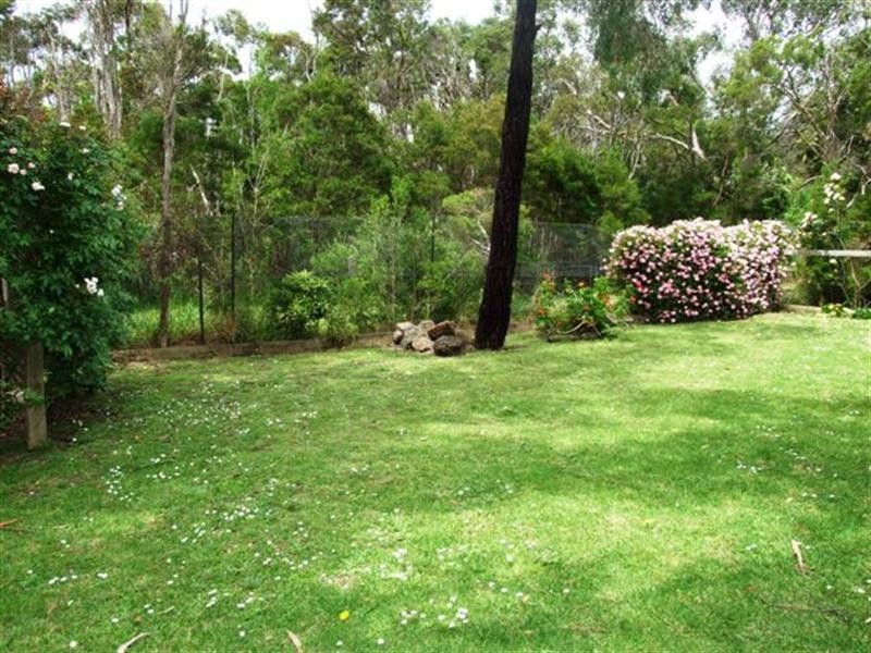 9 Darryl Court, Cowes VIC 3922