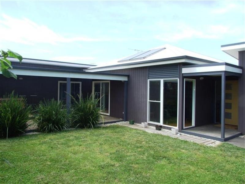 48 Katherine Circuit, Cowes VIC 3922