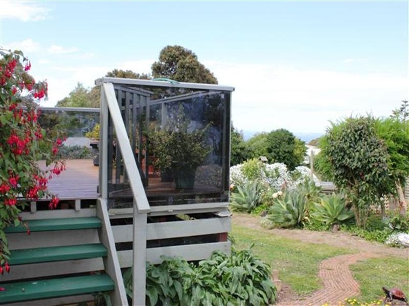 7 Hilltop Crescent, Rhyll VIC 3923