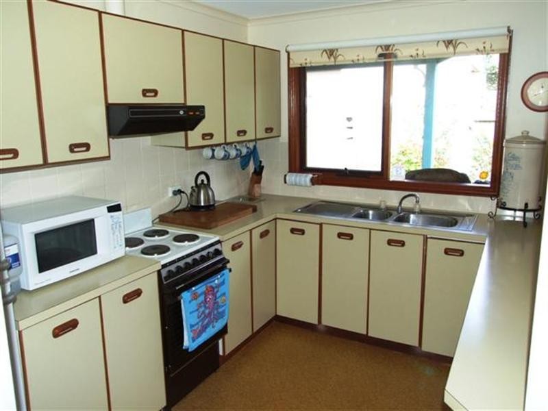 1 Bayliss Court, Cowes VIC 3922