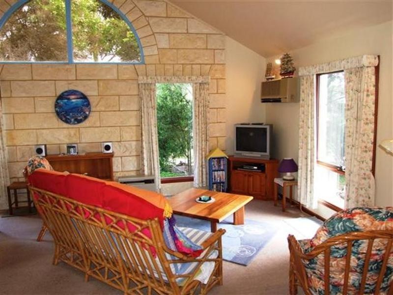 1 Bayliss Court, Cowes VIC 3922