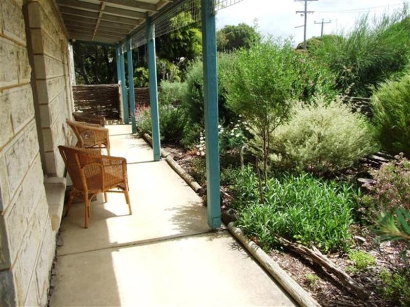 1 Bayliss Court, Cowes VIC 3922