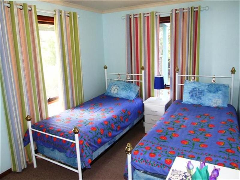 1 Bayliss Court, Cowes VIC 3922