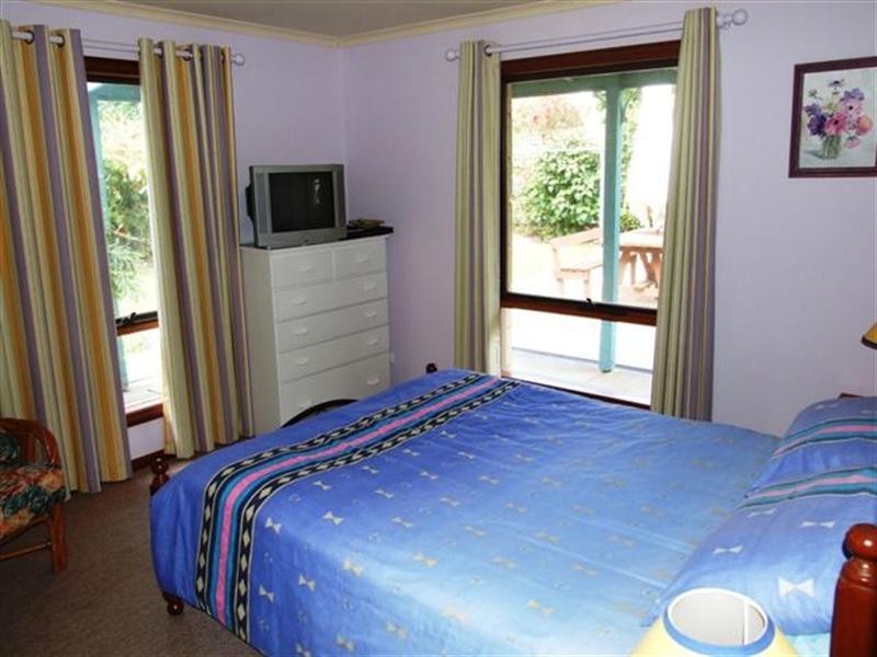 1 Bayliss Court, Cowes VIC 3922