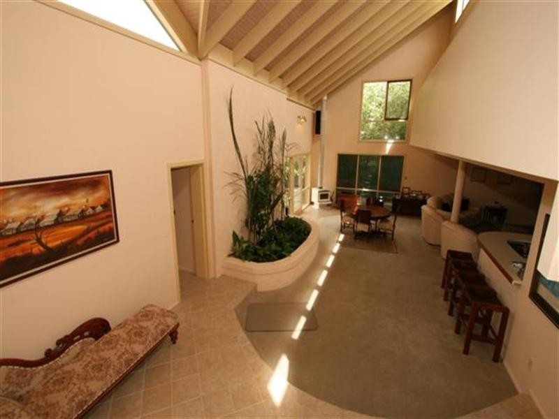 7 Robert Drive, Cowes VIC 3922