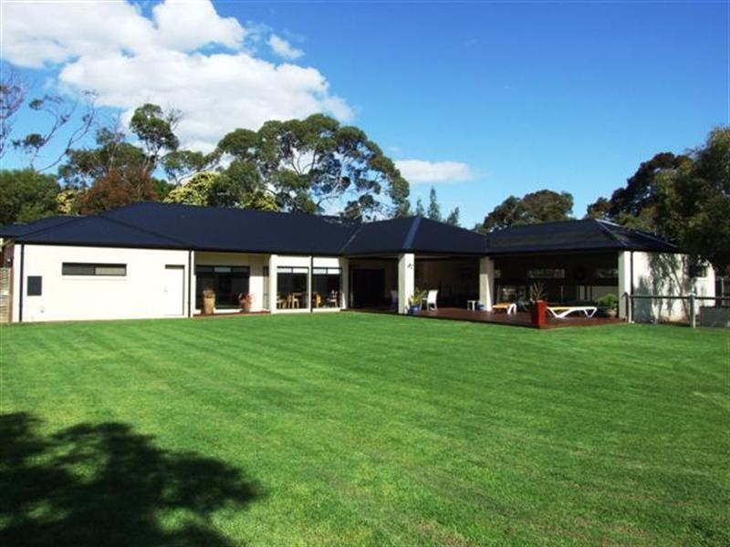 3/136-144 McKenzie Road, Cowes VIC 3922