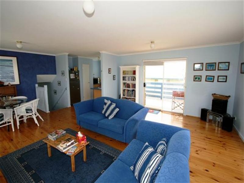6 Bayview Avenue, Surf Beach VIC 3922