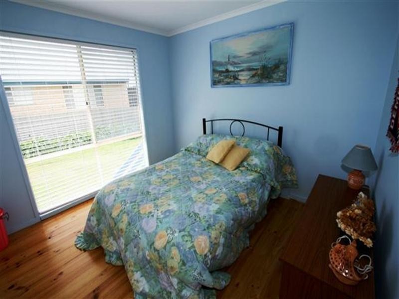 6 Bayview Avenue, Surf Beach VIC 3922