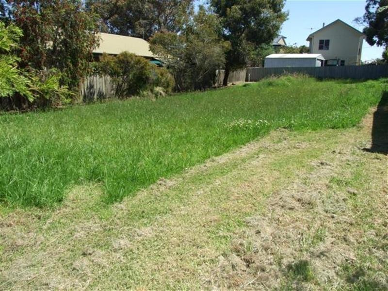 12 Terry Crescent, Wimbledon Heights VIC 3922