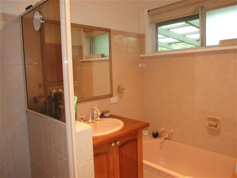 202 Thompson Avenue, Cowes VIC 3922