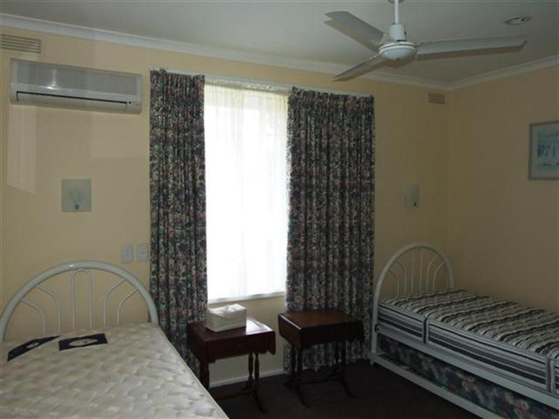 202 Thompson Avenue, Cowes VIC 3922