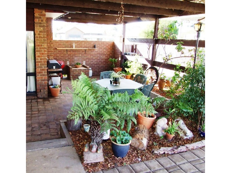 61 Wyndham Avenue, Cowes VIC 3922