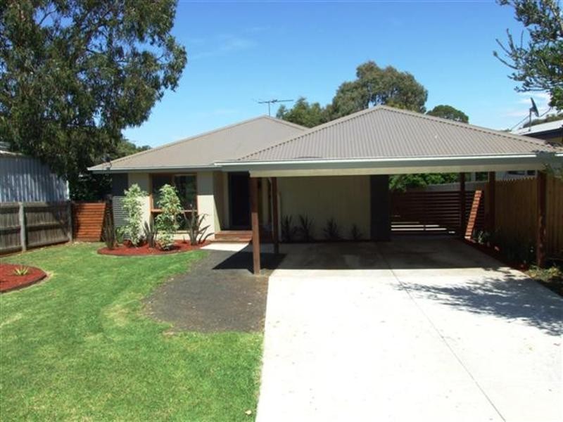 74 Scenic Drive, Cowes VIC 3922