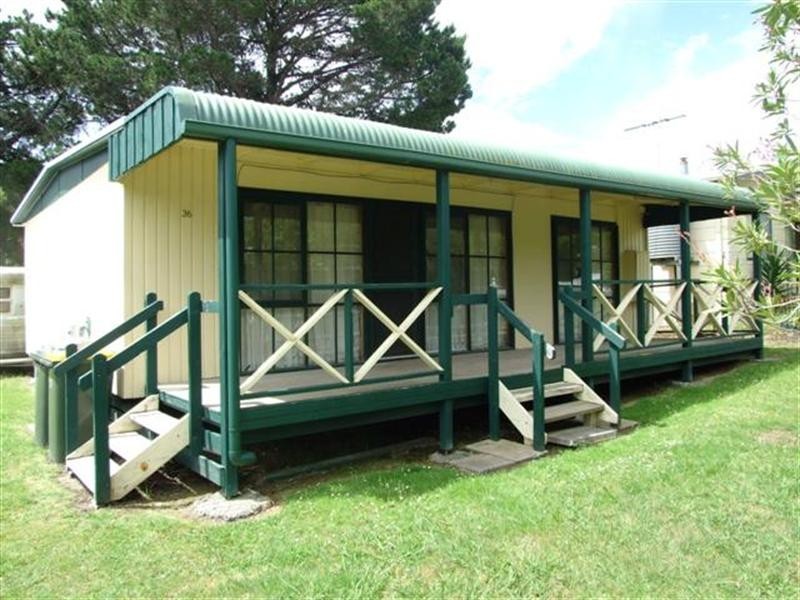 36 Hobsons Parade, Cowes VIC 3922