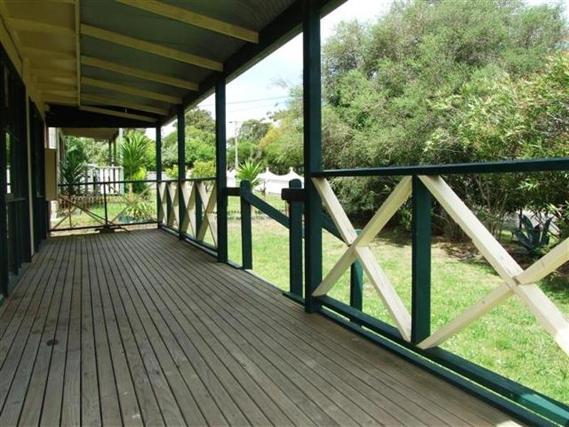 36 Hobsons Parade, Cowes VIC 3922