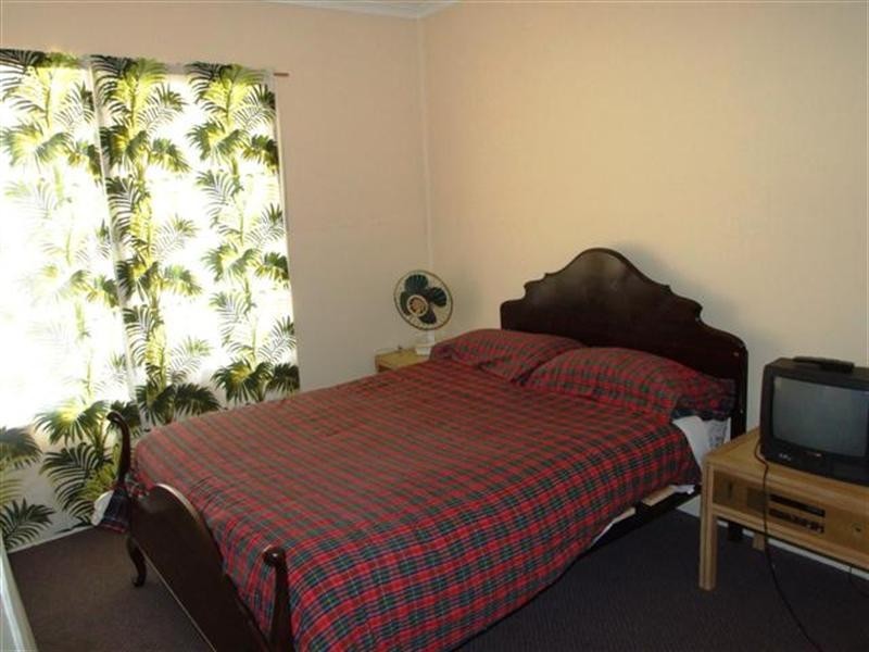 36 Hobsons Parade, Cowes VIC 3922